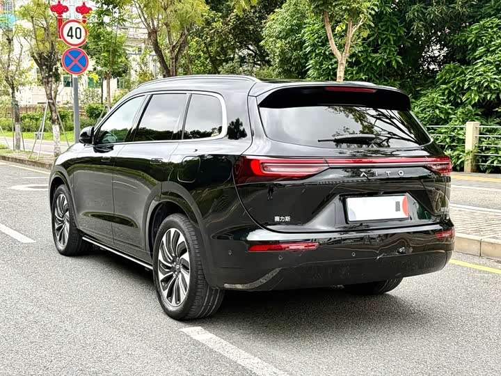 Aito M7 2022 2022款 1.5T 四驱豪华版