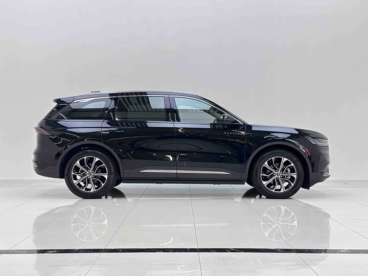 Lincoln Nautilus 2025 2025款 2.0T 四驱尊逸版