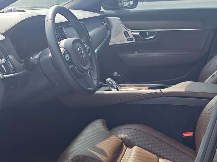 Zdjęcie 5 - Volvo S90