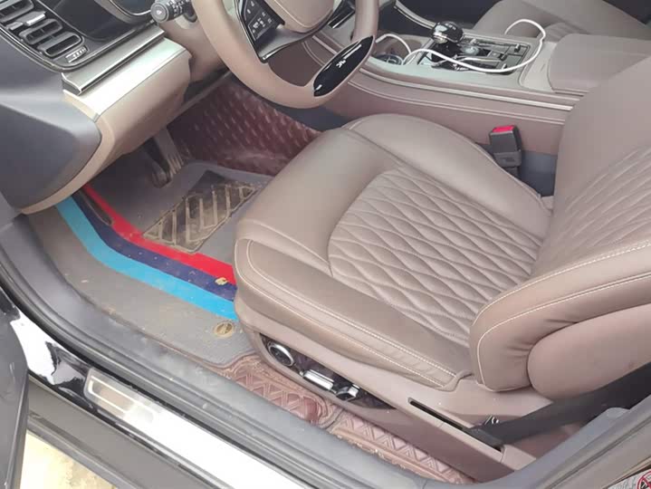 Фото 9 - BYD Han