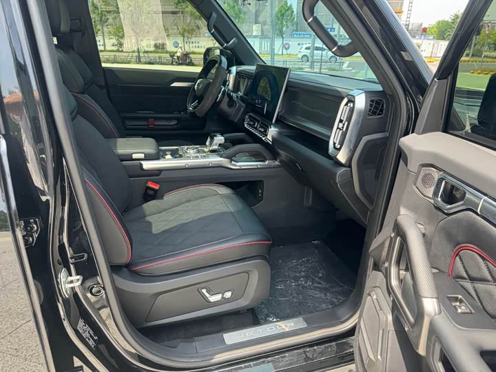 Jetour T2 2026 2026款 2.0TD XWD 发现