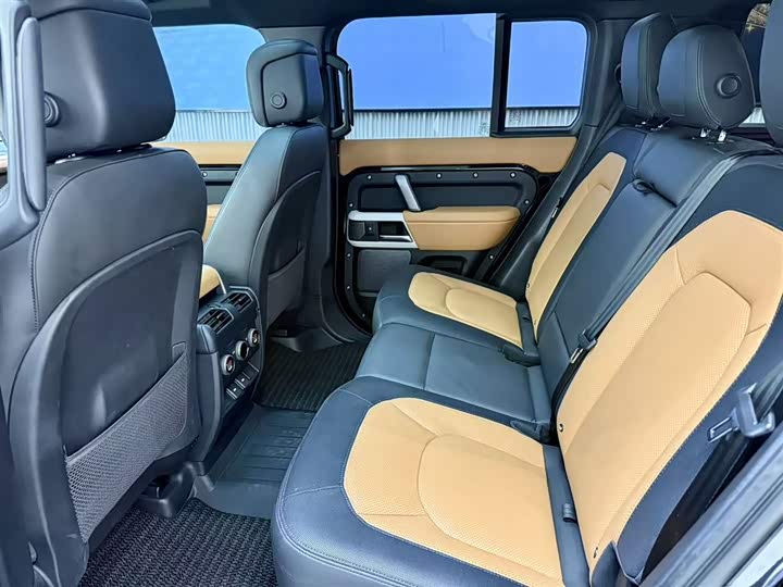 Zdjęcie 6 - Land Rover Defender