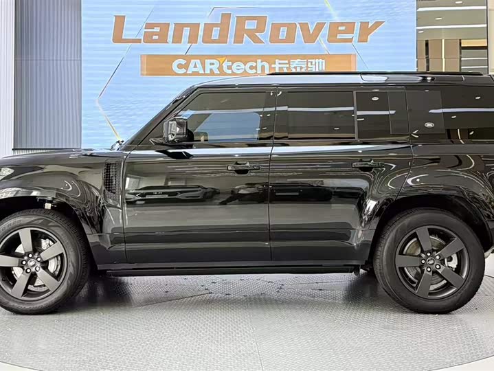 Zdjęcie 9 - Land Rover Defender