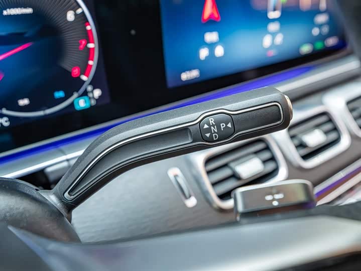 Фото 6 - Mercedes-Benz GLS-Class