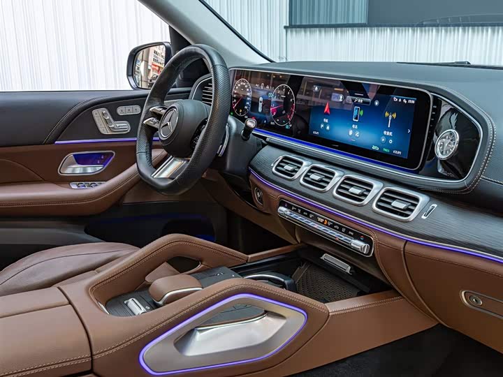 Фото 9 - Mercedes-Benz GLS-Class