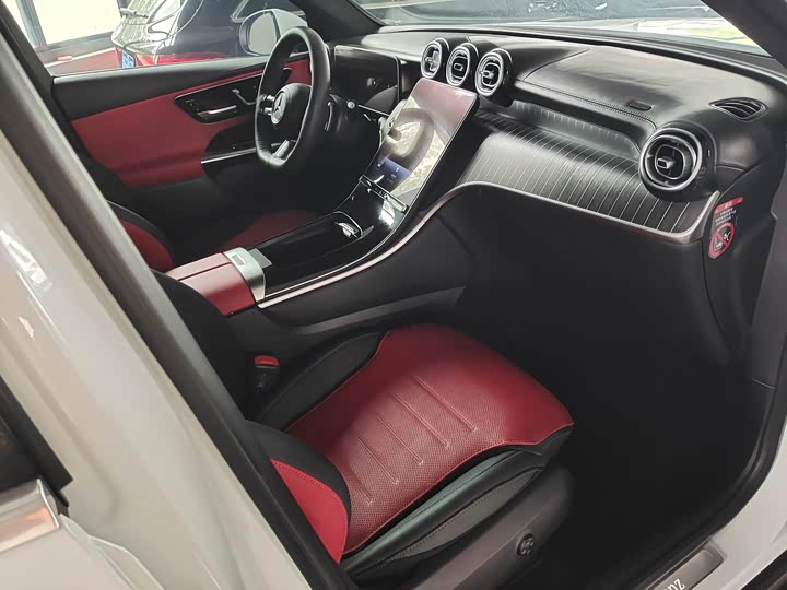 Фото 9 - Mercedes-Benz GLC-Class