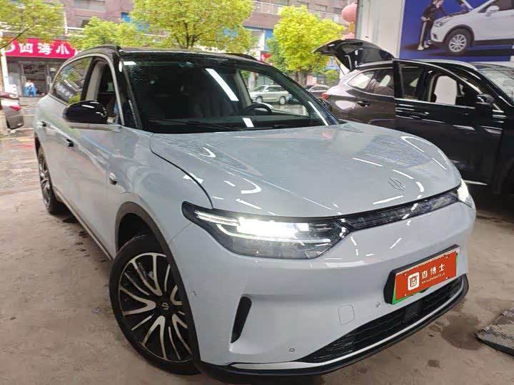 Фото 2 - Leapmotor C11