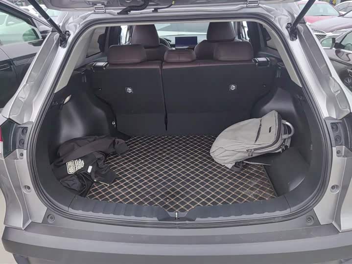 Фото 4 - Toyota Corolla Cross
