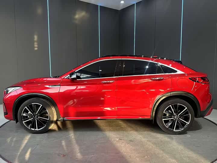 Infiniti QX55 2022 2022款 2.0T 四驱耀动版