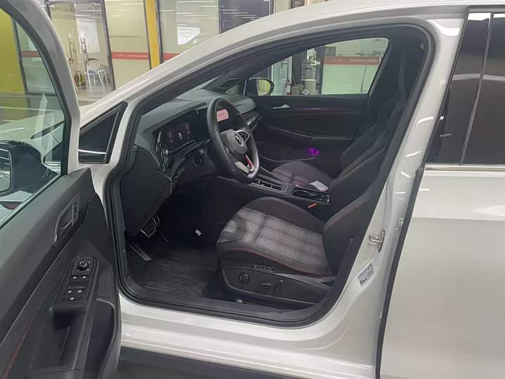 Volkswagen Golf GTI 2023 2023款 380TSI DSG GTI