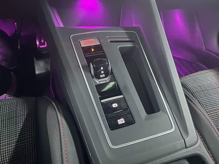 Volkswagen Golf GTI 2023 2023款 380TSI DSG GTI