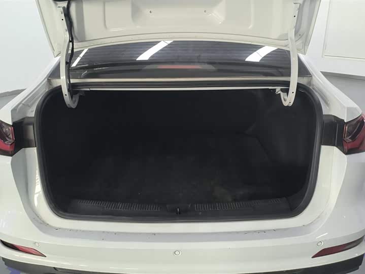 Roewe i5 2026 2026款 1.5L 手动舒享版