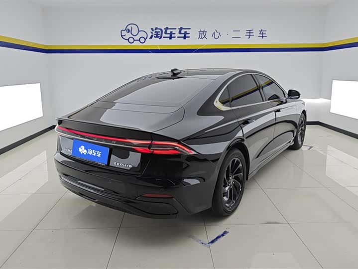 Lincoln Z (Zephyr) 2024 2024款 2.0T 两驱尊尚混动版