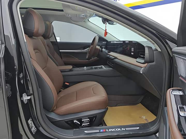 Lincoln Z (Zephyr) 2024 2024款 2.0T 两驱尊尚混动版