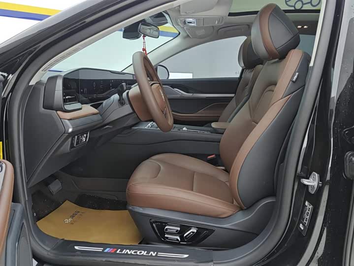 Lincoln Z (Zephyr) 2024 2024款 2.0T 两驱尊尚混动版