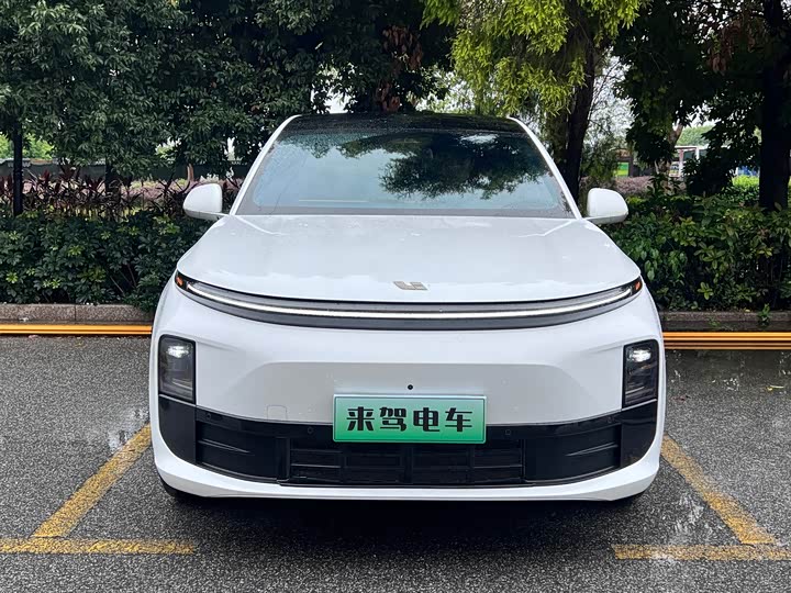 Zdjęcie 2 - LiXiang L6