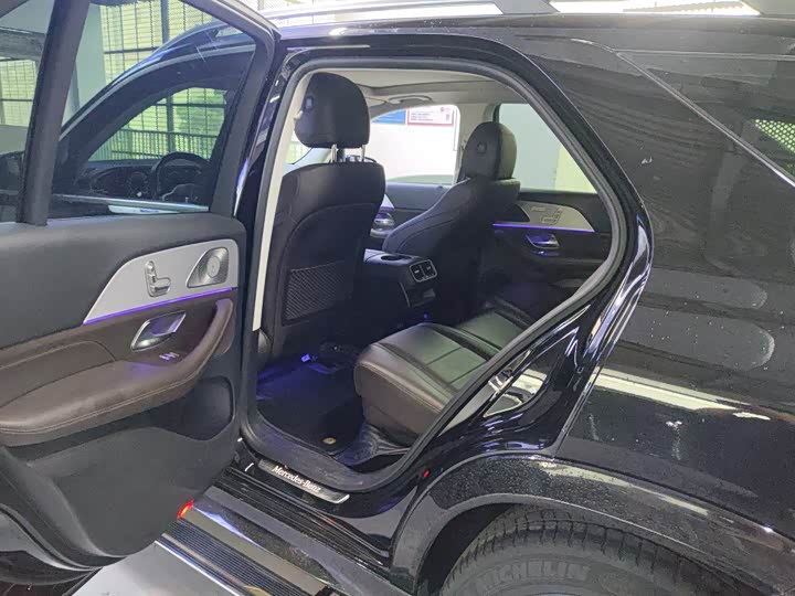 Фото 9 - Mercedes-Benz GLE-Class