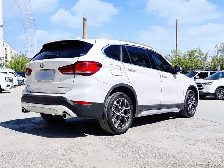 Zdjęcie 4 - BMW X1