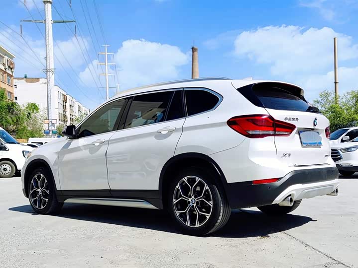 Zdjęcie 6 - BMW X1