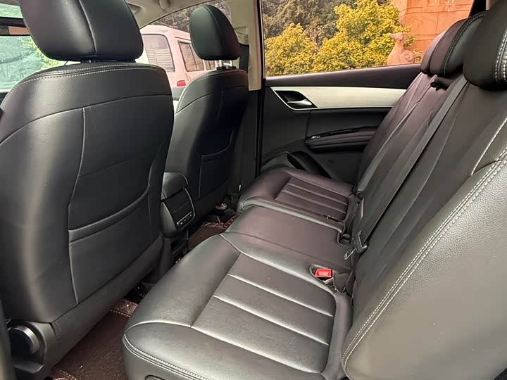 BYD Song Max 2021 2021款 升级版 1.5T 自动豪华型 7座