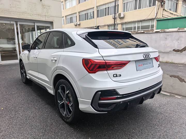 Zdjęcie 8 - Audi Q3 Sportback