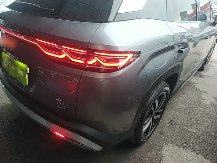 Photo 8 - BYD Song L DM-i Hybrid