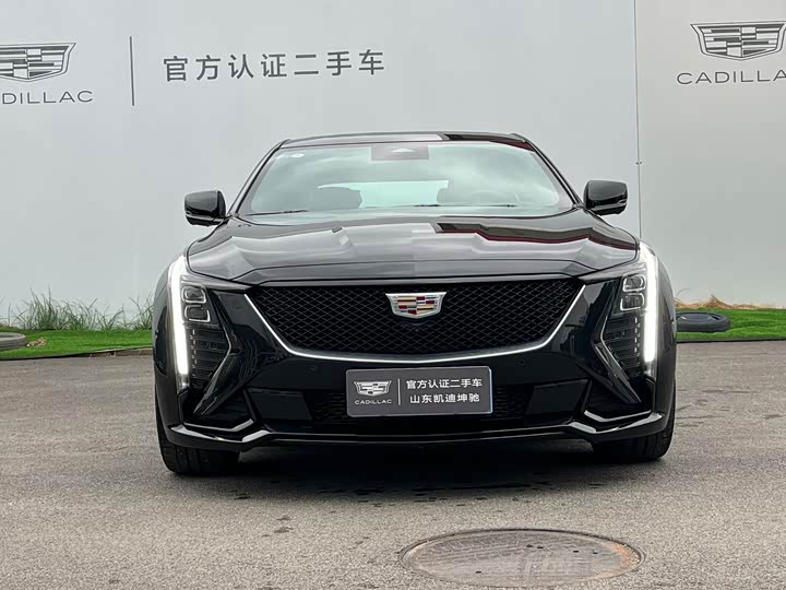 Фото 2 - Cadillac CT5