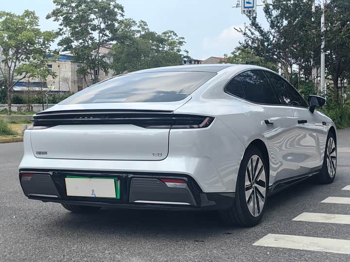 Geely Galaxy E8 2024 2024款 550km 后驱MAX