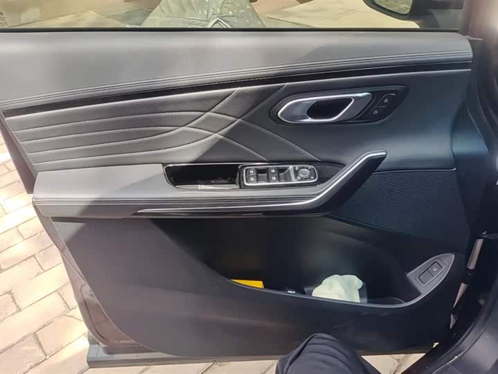 Maxus G90 2022 2022款 2.0T 星辰七座版