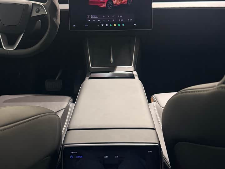 Photo 7 - Tesla Model Y