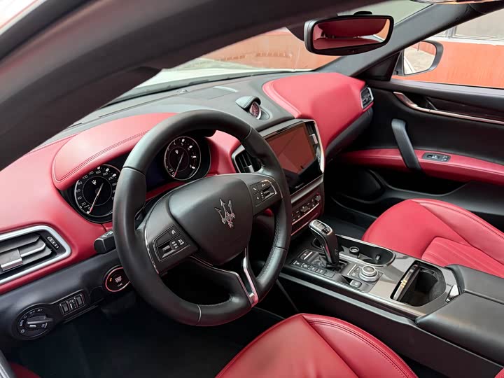 Maserati Ghibli 2021 2021款 2.0T 锋芒版