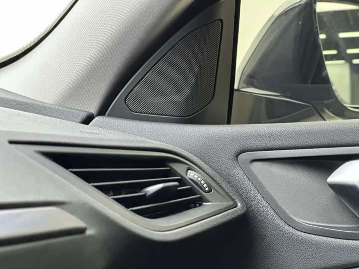 Фото 6 - BMW 2 Series
