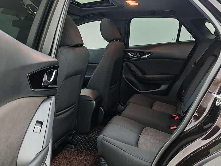 Mazda CX-4 2021 2021款 2.0L 自动两驱蓝天活力版
