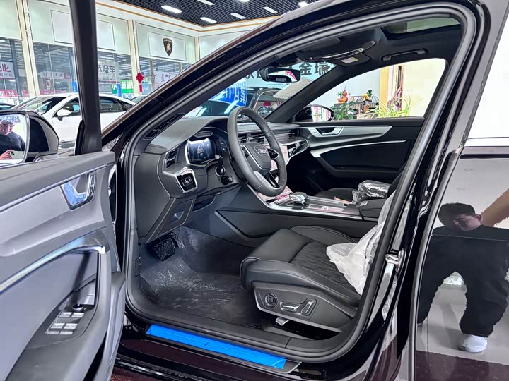 Audi A6L 2026 2026款 45 TFSI 臻选动感型