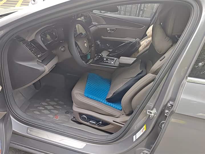 BYD Han 2020 2020款 EV 超长续航版尊贵型