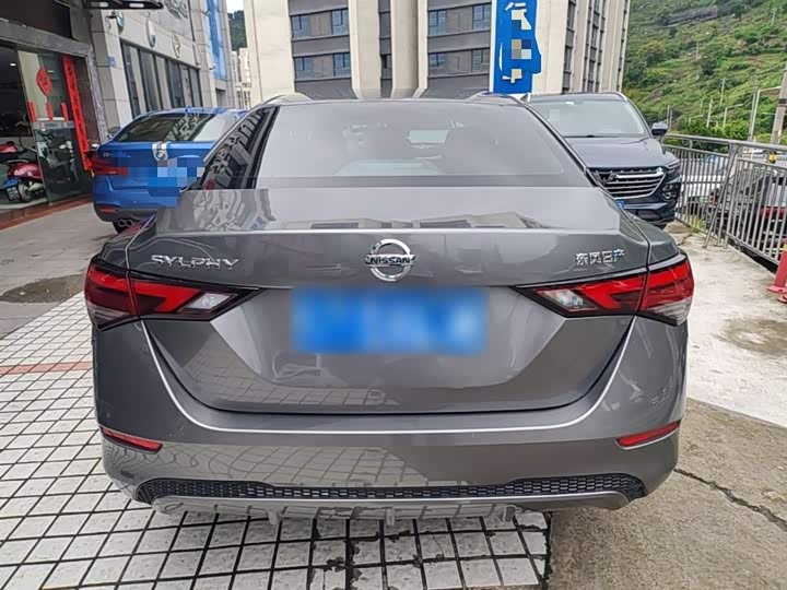 Фото 6 - Nissan Sylphy