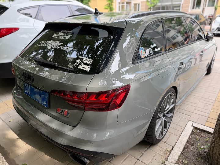 Audi A4 2021 2021款 Avant 40 TFSI 先锋派星辰版