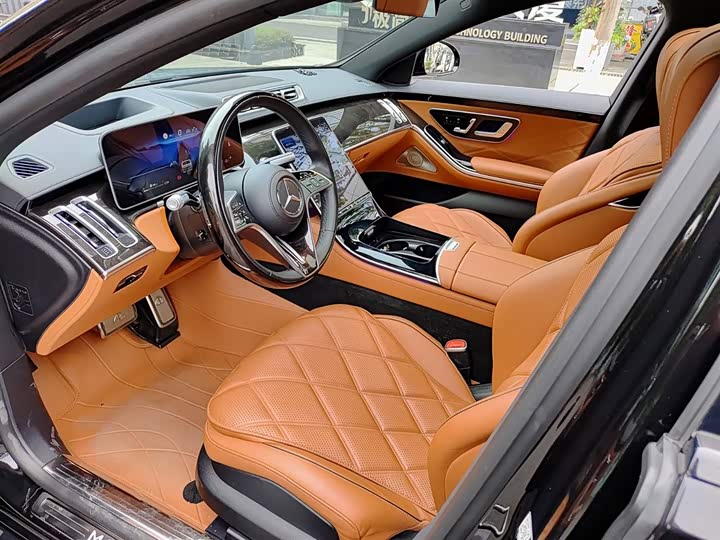 Фото 7 - Mercedes-Benz Maybach S-Class