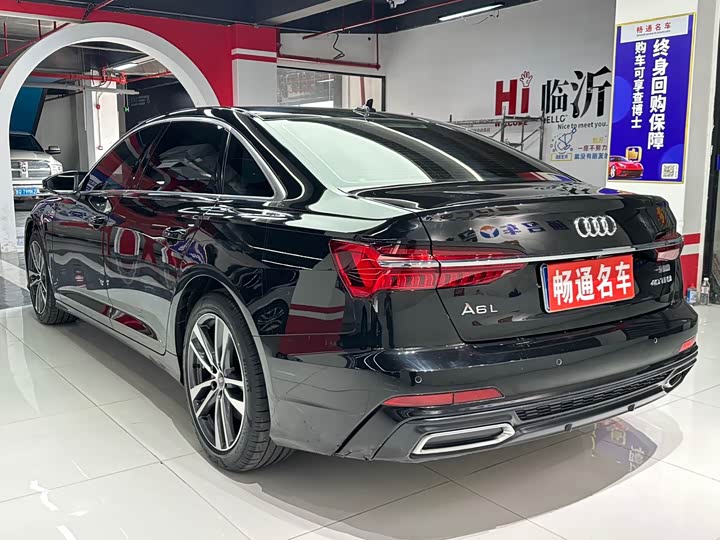 Фото 8 - Audi A6L