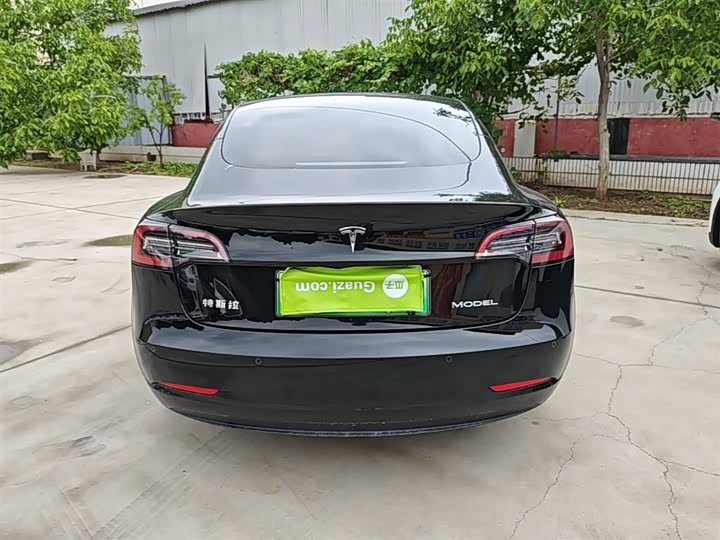 Photo 6 - Tesla Model 3