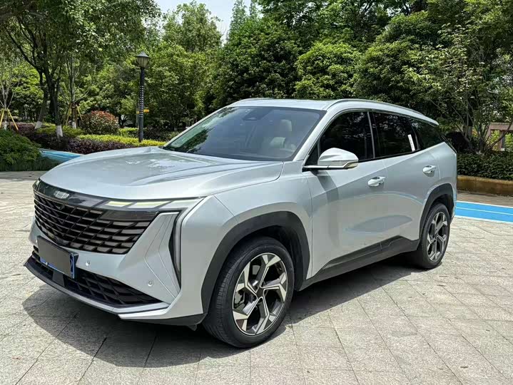 Фото 3 - Geely Atlas L