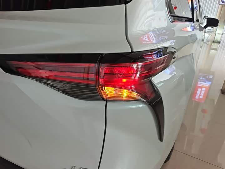 Toyota Sienna 2024 2024款 2.5L混动 舒适版