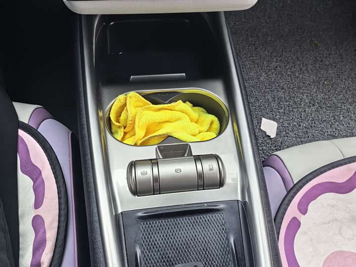 Фото 9 - BYD Dolphin