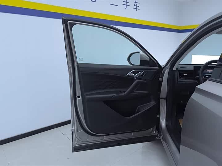 Roewe RX5 Hybrid 2023 2023款 eRX5 超混优越版