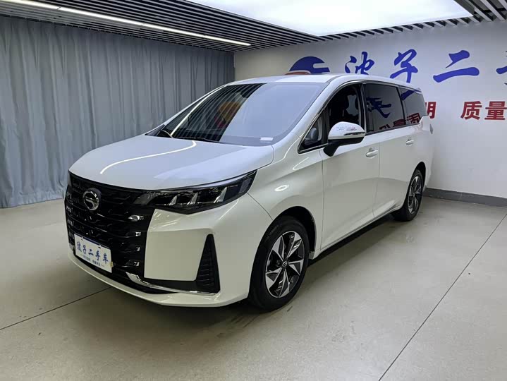 Фото 1 - GAC Trumpchi M6