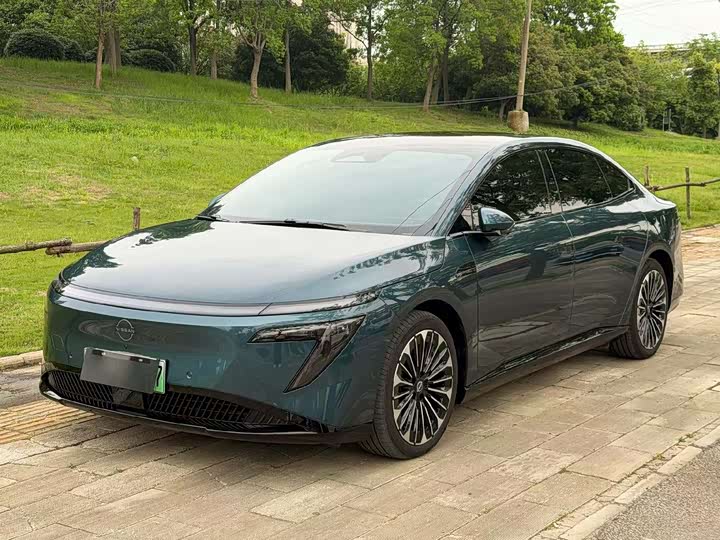 Zdjęcie 1 - Nissan N7