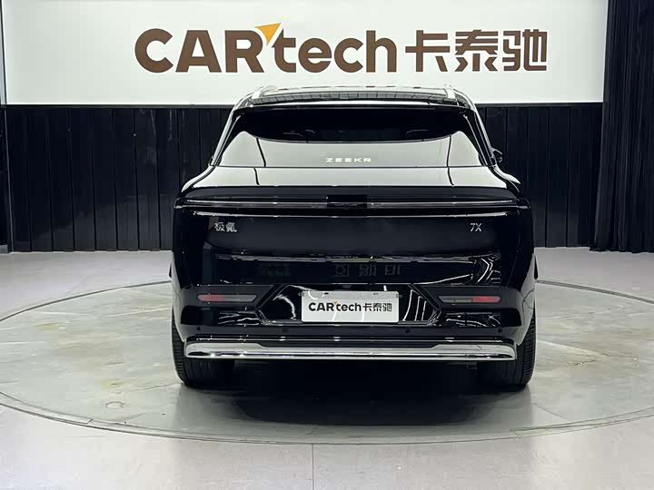 Zeekr 7X 2025 2025款 75kWh 后驱智驾版