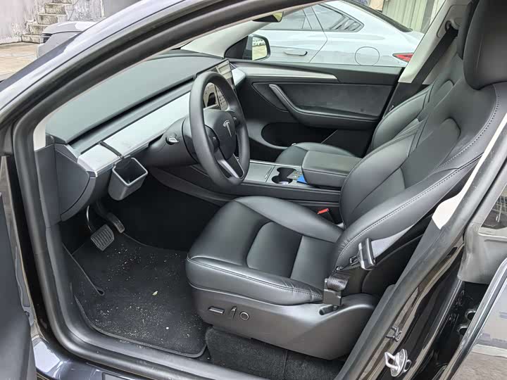 Tesla Model Y 2024 2024款 后轮驱动版