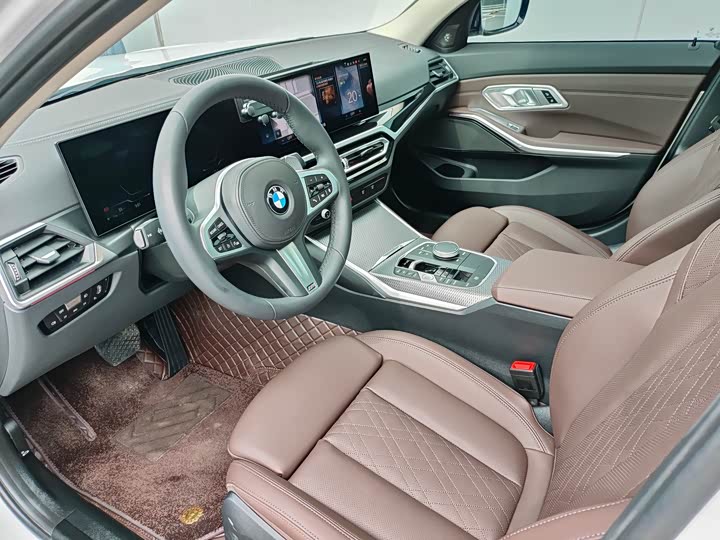 Фото 8 - BMW 3 Series