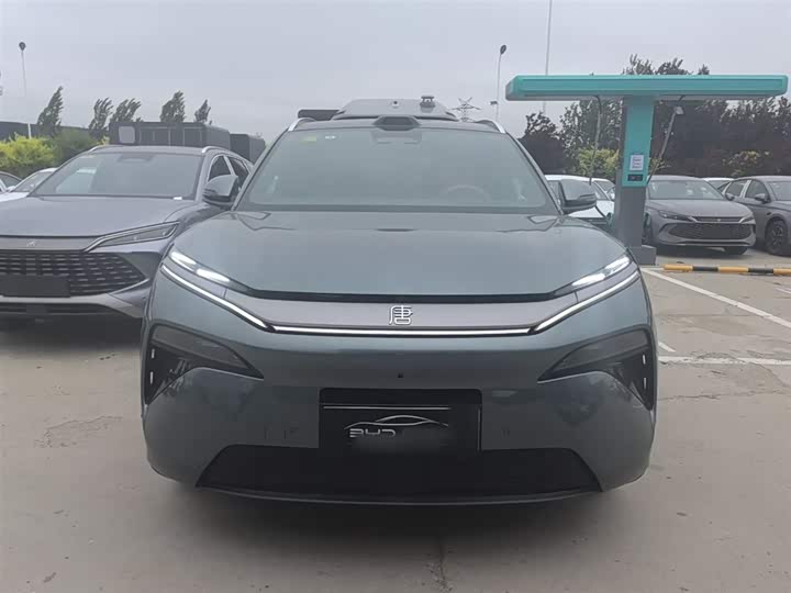 2025 BYD Tang L